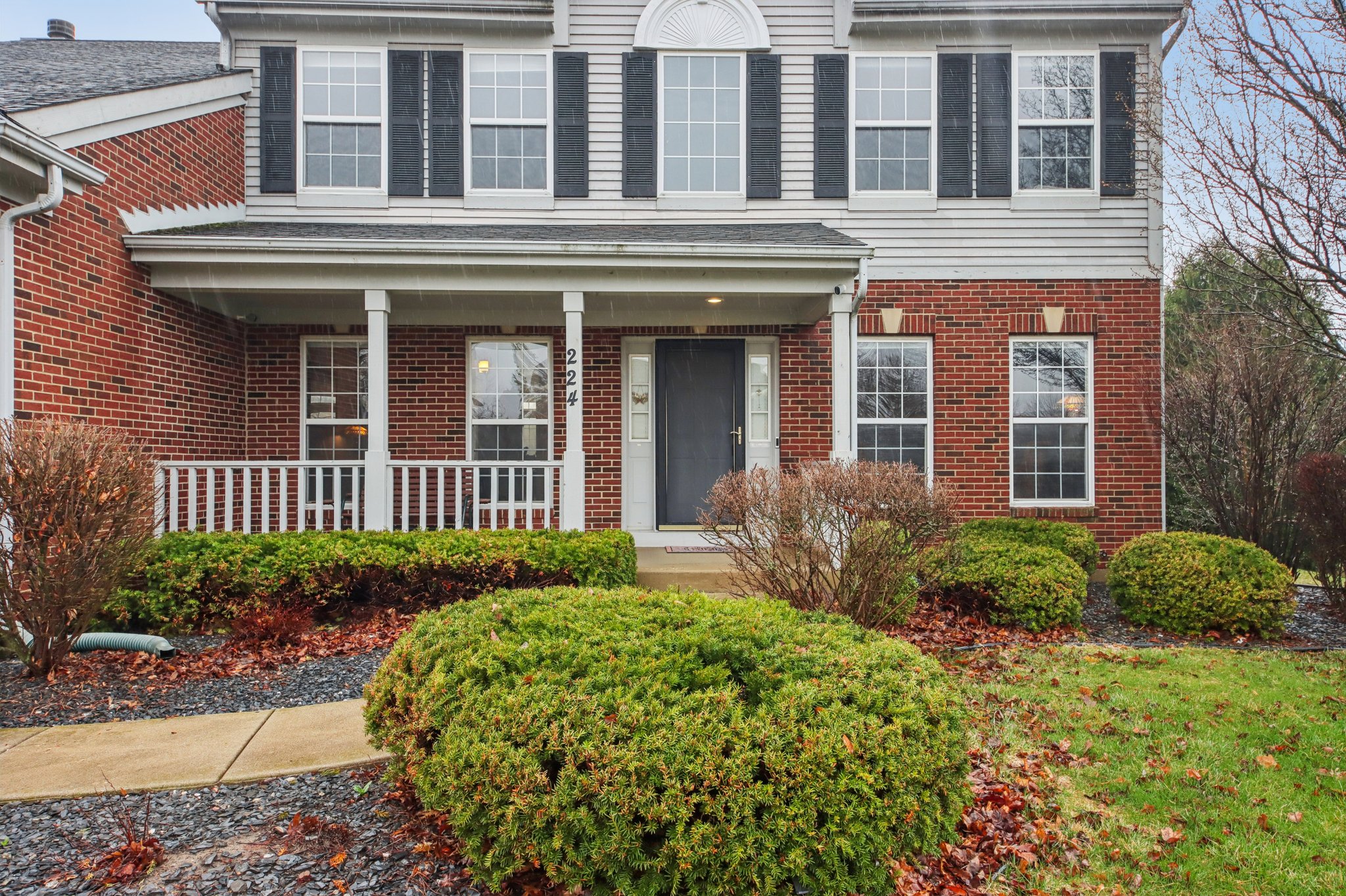 Cross Creek Ln-S0304-005.jpg