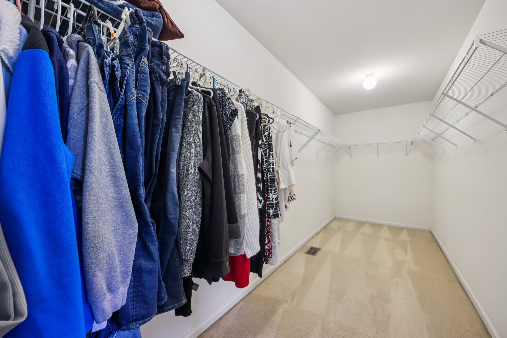 Cross Creek Ln-S0304-043.jpg