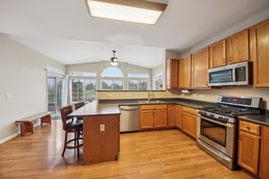 Cross Creek Ln-S0304-020.jpg