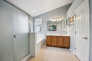 Cross Creek Ln-S0304-036.jpg