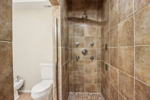 Cross Creek Ln-S0304-047.jpg