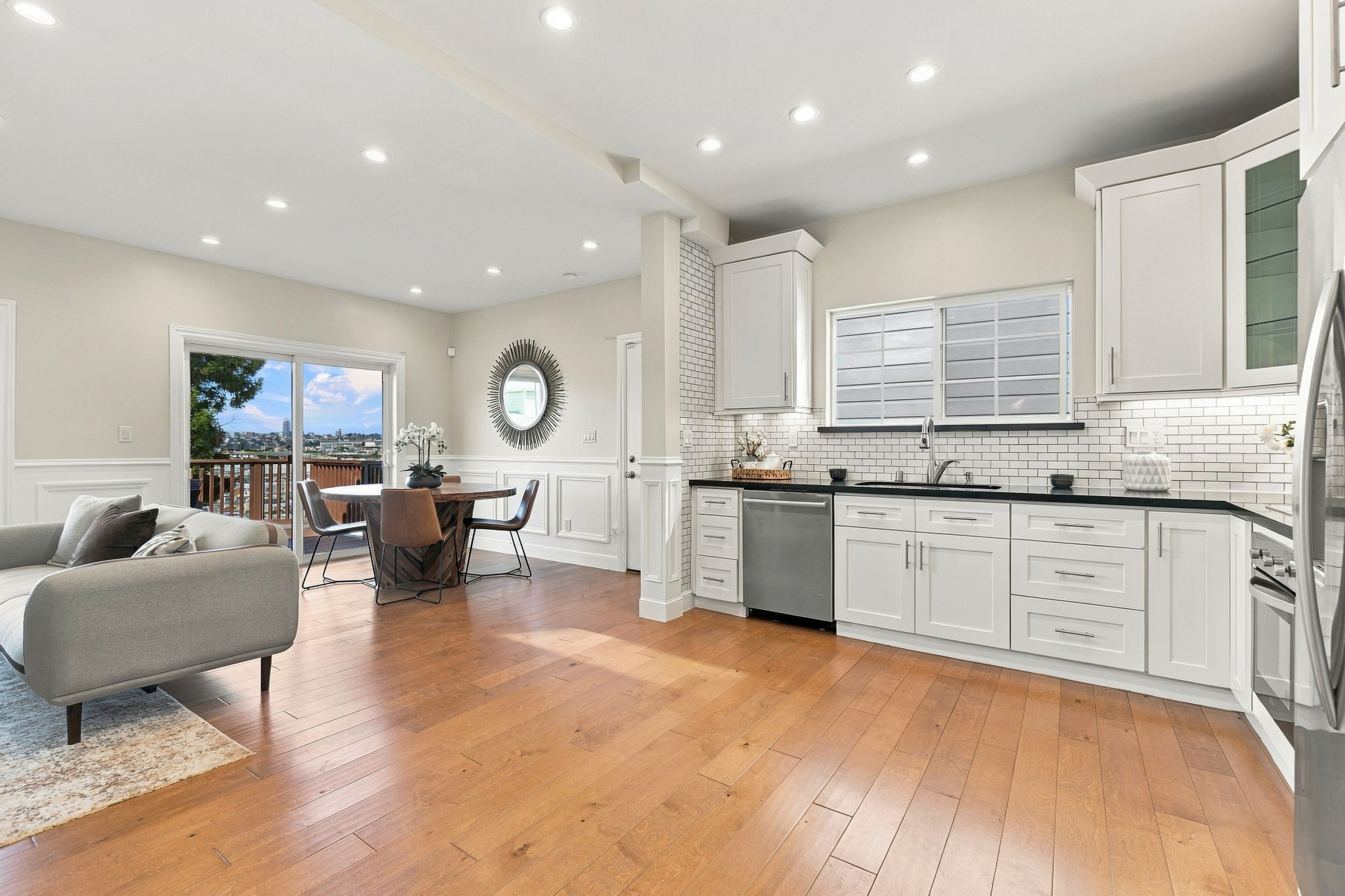 014_F8_224 Dwight St