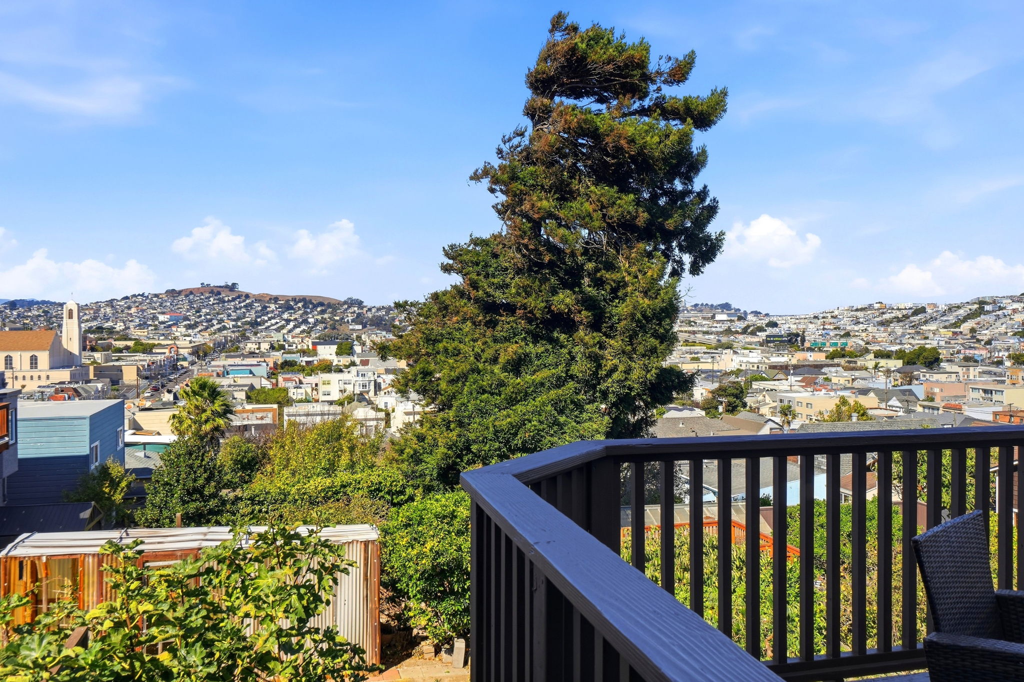 037_F8_224 Dwight St