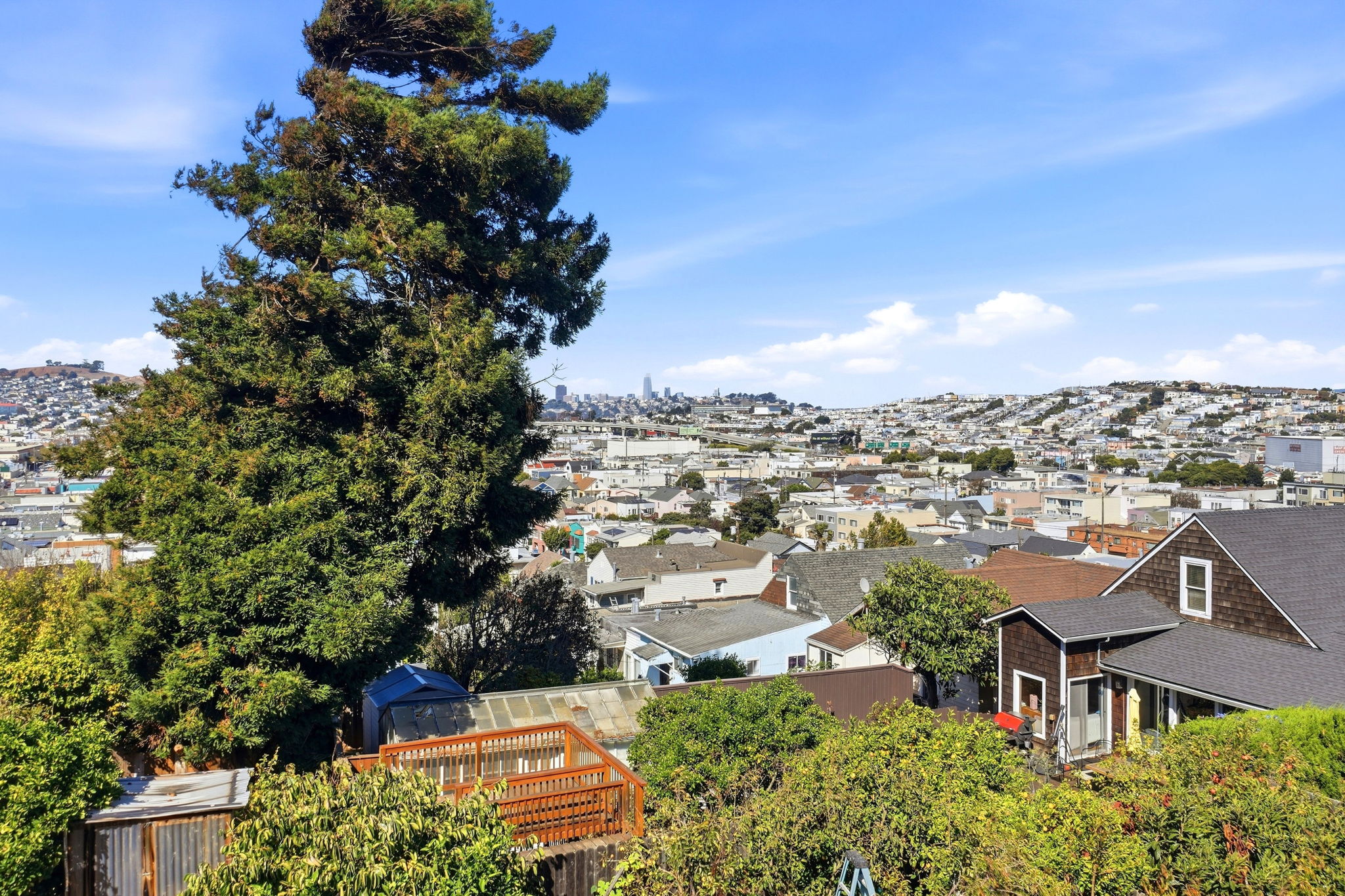044_F8_224 Dwight St