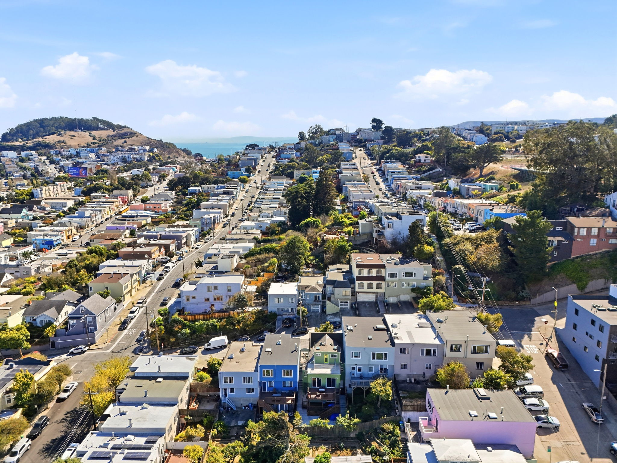 007_F8_AERIAL_224 Dwight St