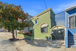 001_F8_224 Dwight St