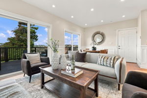 012_F8_224 Dwight St