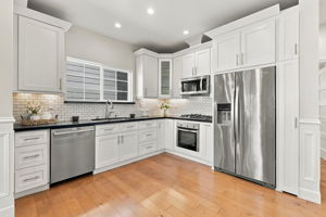 013_F8_224 Dwight St