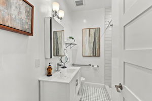 028_F8_224 Dwight St