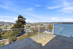 035_F8_224 Dwight St