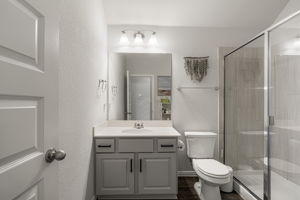  Photo 23