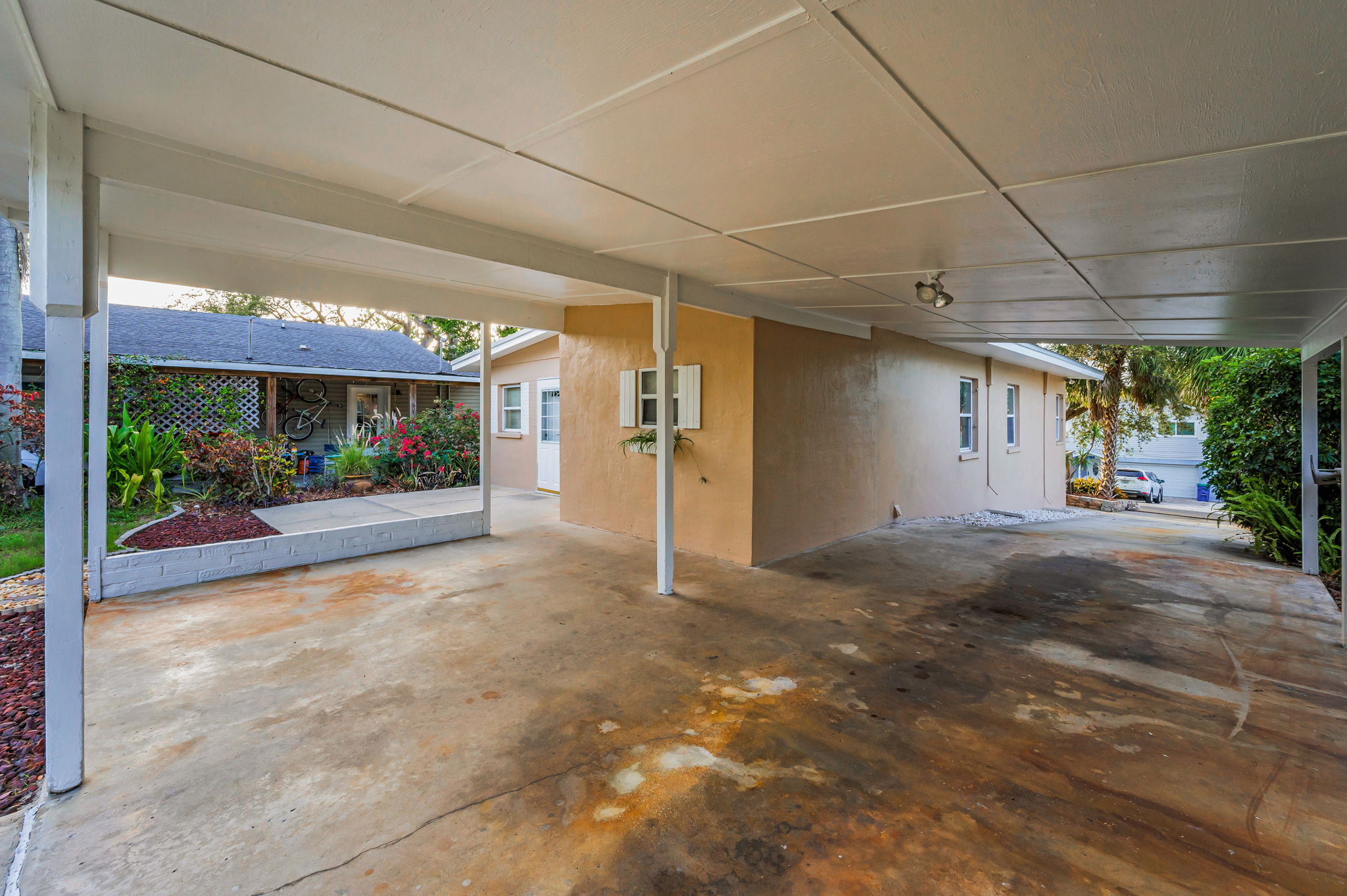Carport
