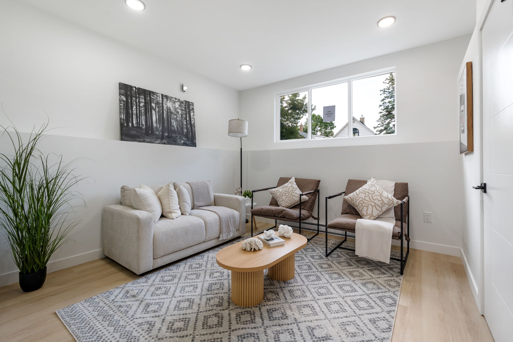 224 Melrose Ave E - Interior-25