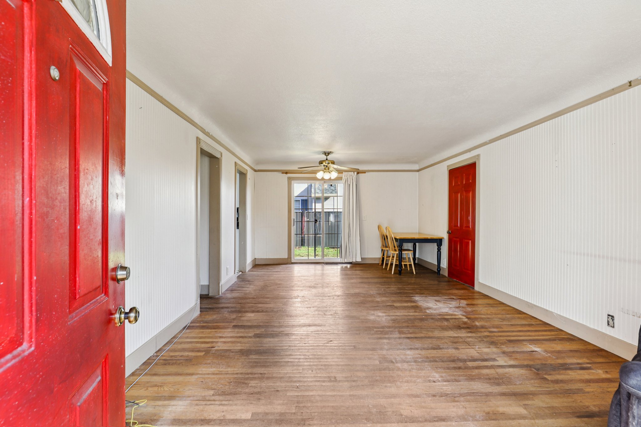 NE 92nd Pl-S1311-008.jpg