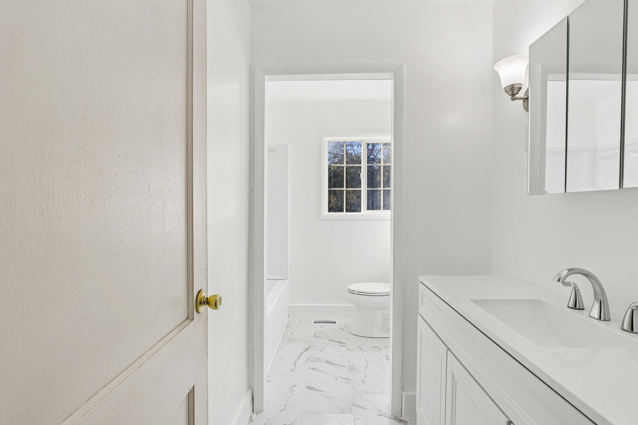 NE 92nd Pl-S1311-027.jpg