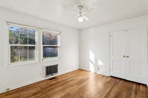 NE 92nd Pl-S1311-023.jpg