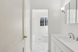 NE 92nd Pl-S1311-027.jpg