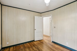 NE 92nd Pl-S1311-036.jpg