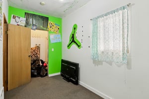 NE 92nd Pl-S1311-038.jpg