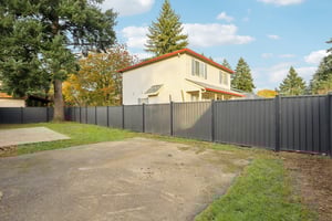 NE 92nd Pl-S1311-042.jpg