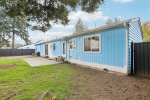 NE 92nd Pl-S1311-043.jpg