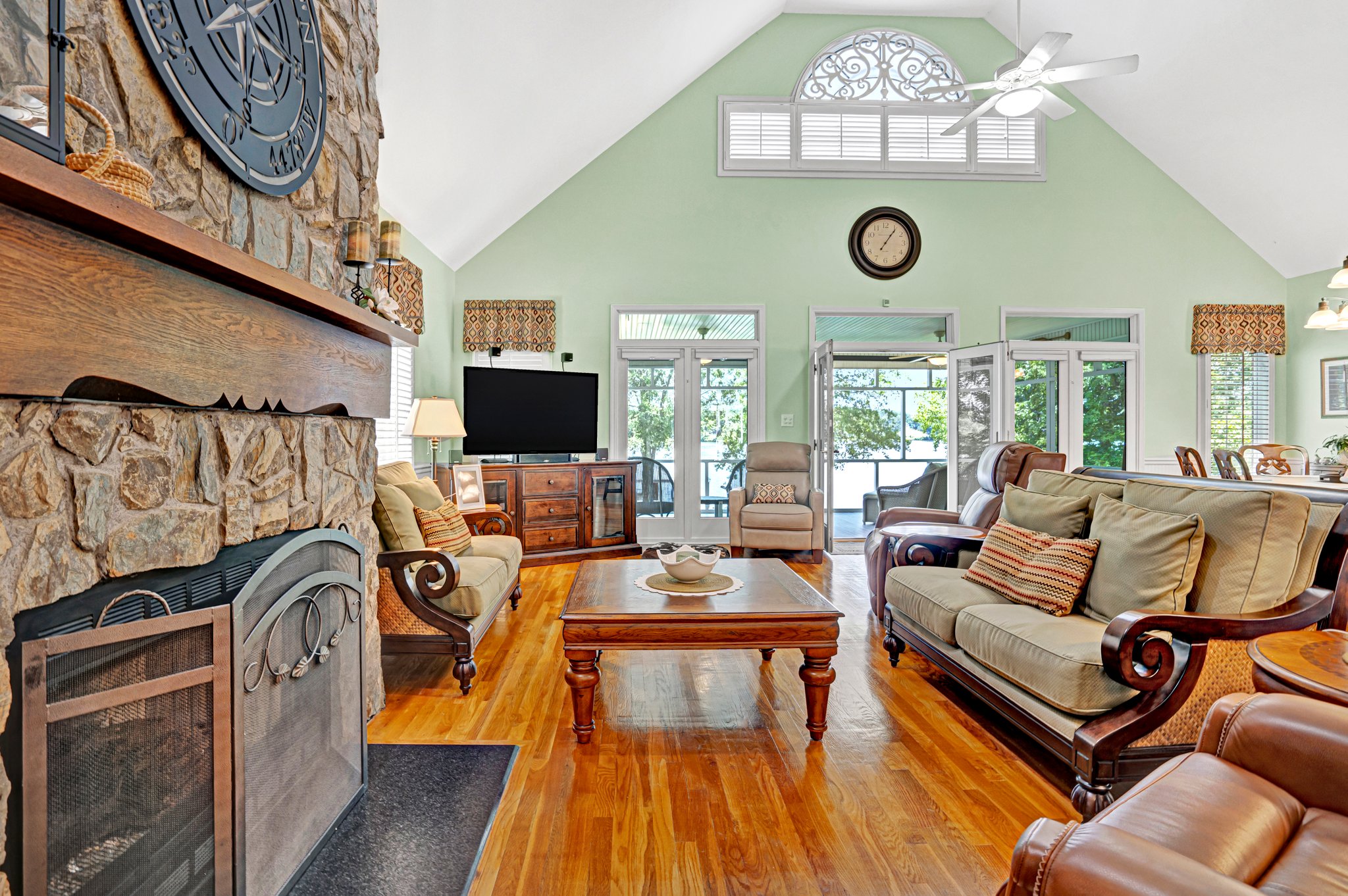 VAULTED CEILINGS