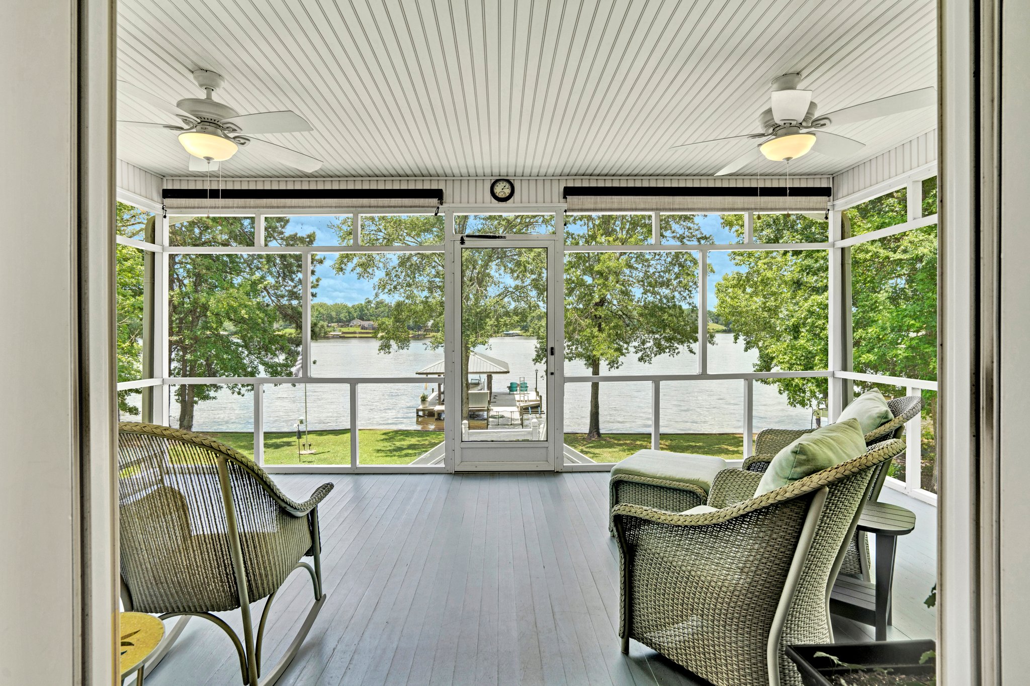 DOUBLE DOORS TO SCREENED PORCH