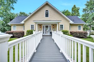 COMPOSITE WALKWAY