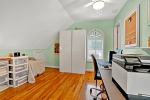 LOFT FLEX ROOM - BEDROOM, OFFICE, CRAFT