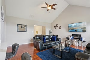 Solomon Dr-S0704-005.jpg