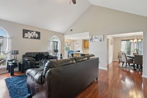 Solomon Dr-S0704-008.jpg