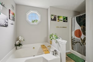 Solomon Dr-S0704-016.jpg