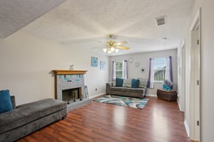 Solomon Dr-S0704-026.jpg