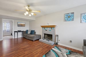 Solomon Dr-S0704-027.jpg