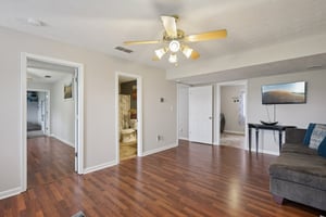 Solomon Dr-S0704-028.jpg