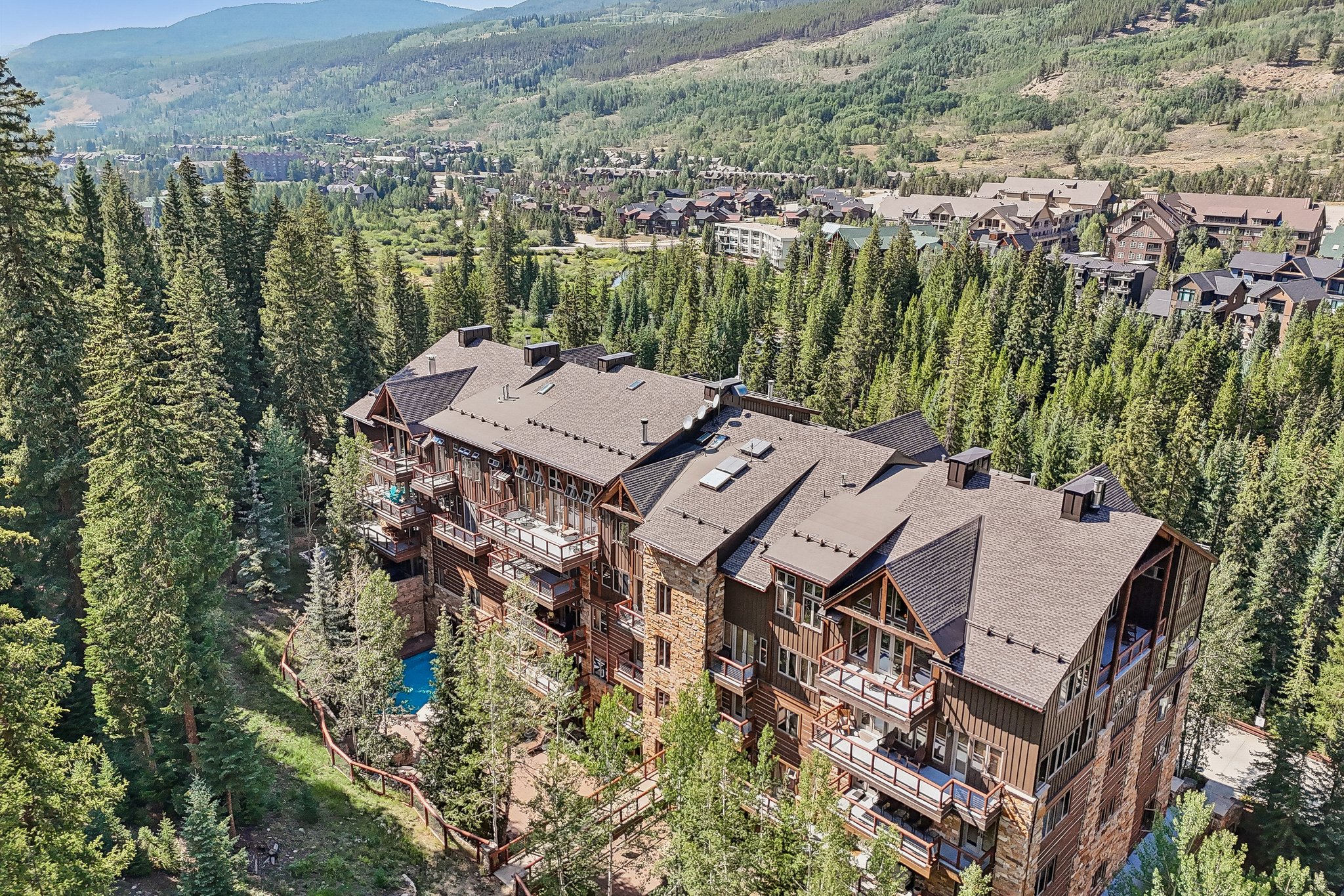 Trailhead Dr 3064-0708-918.jpg