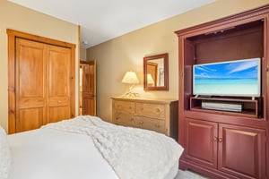 Trailhead Dr 3064-S0708-022.jpg