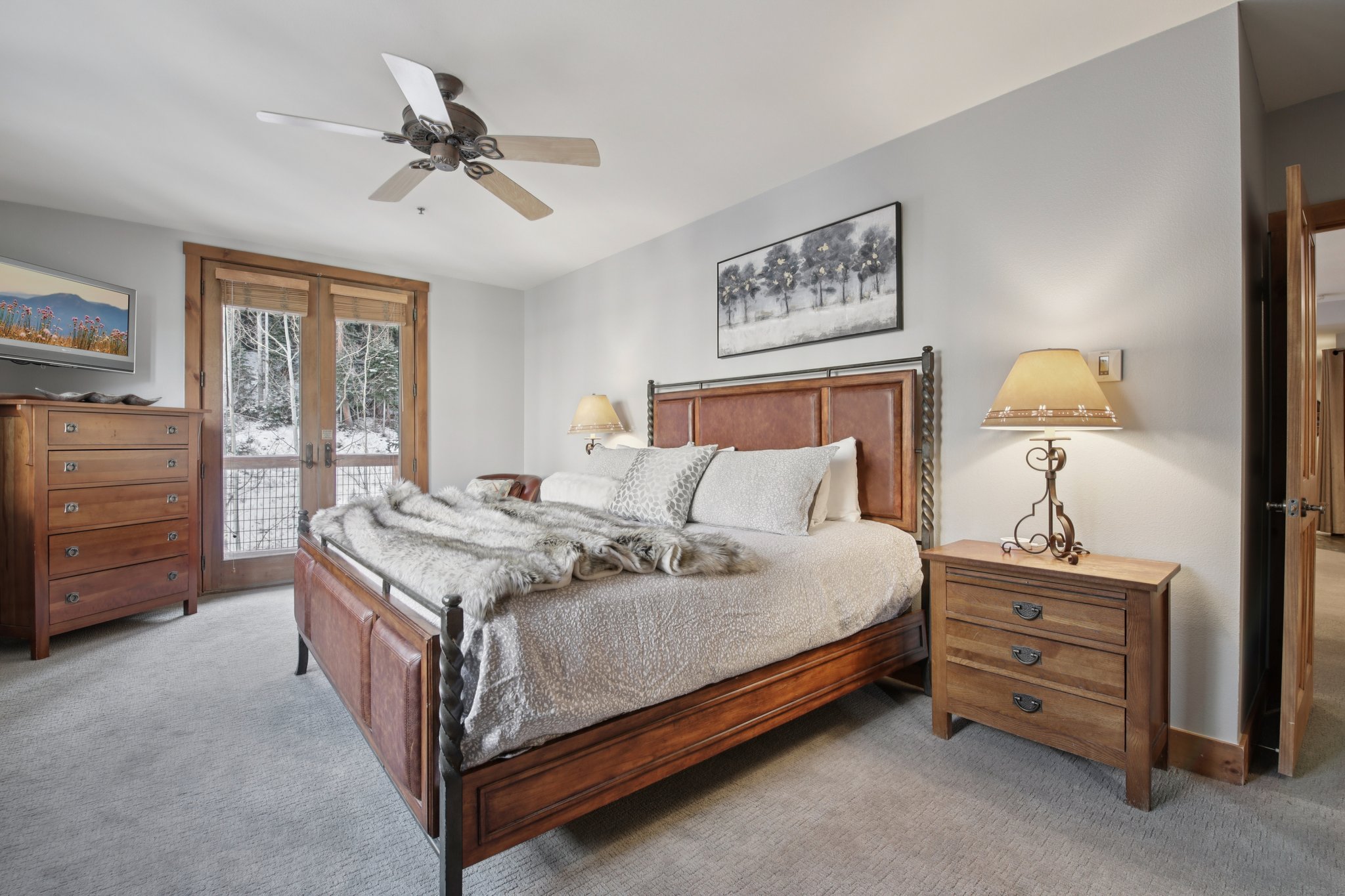 Trailhead Dr 3074-S2011-019.jpg