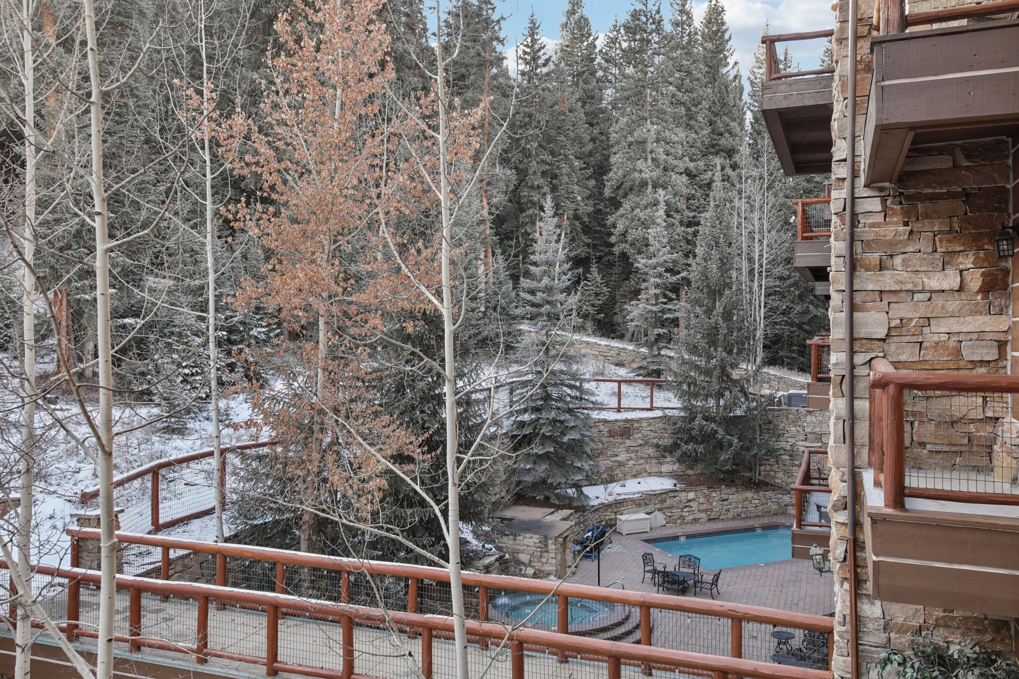 Trailhead Dr 3074-S2011-041.jpg