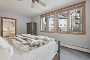 Trailhead Dr 3074-S2011-020.jpg