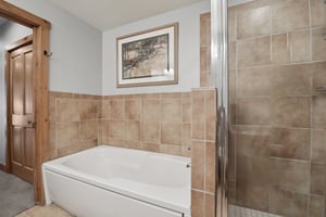 Trailhead Dr 3074-S2011-031.jpg