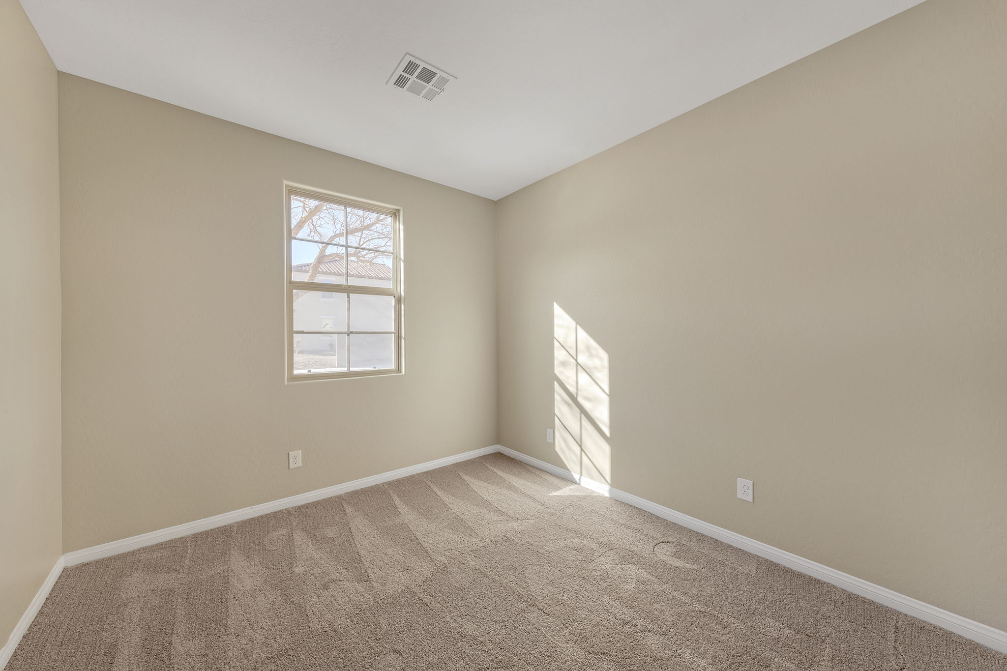 224 Via Santa Croce Ave, Henderson, NV 89011, USA Photo 8