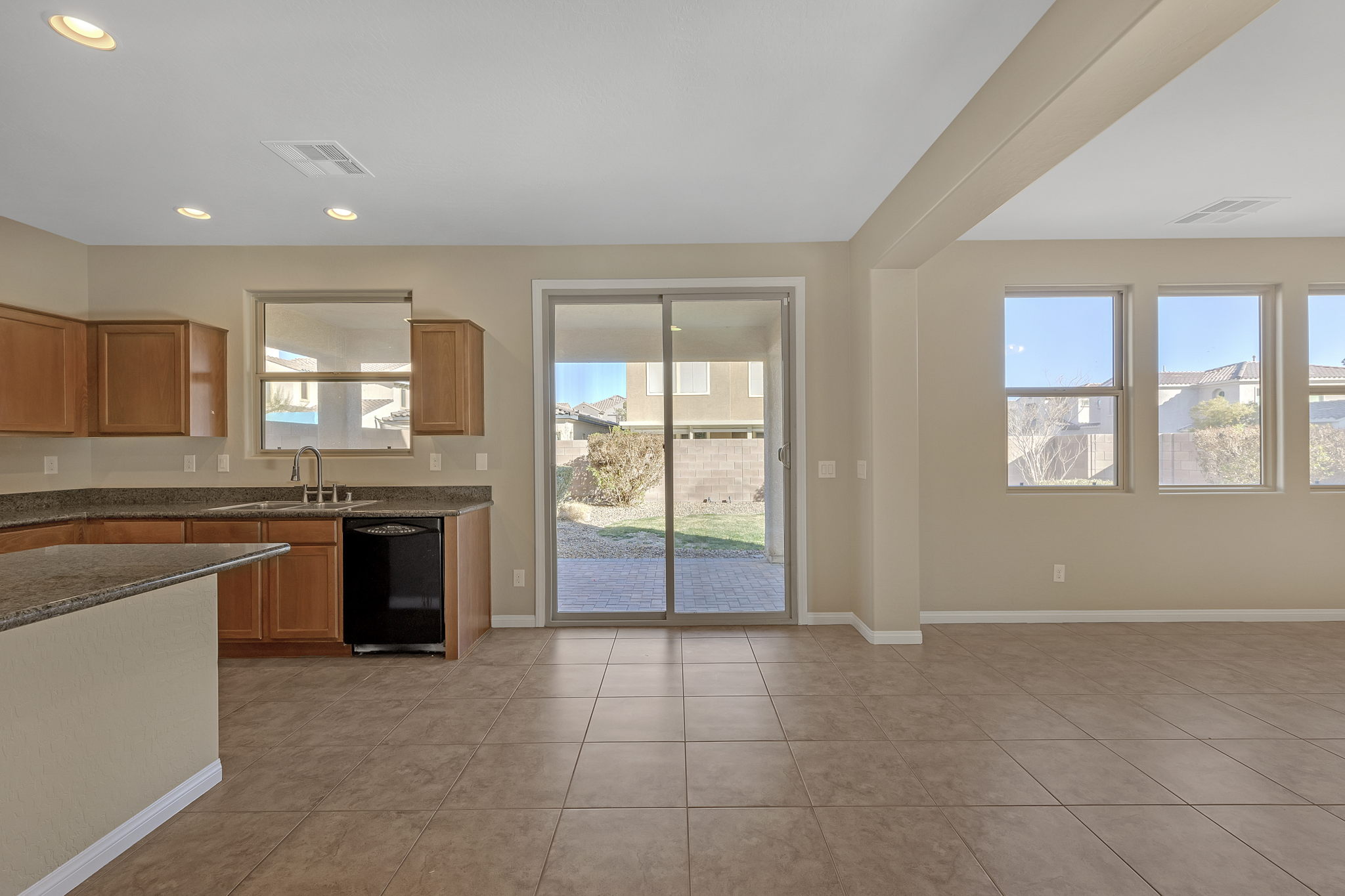 224 Via Santa Croce Ave, Henderson, NV 89011, USA Photo 13