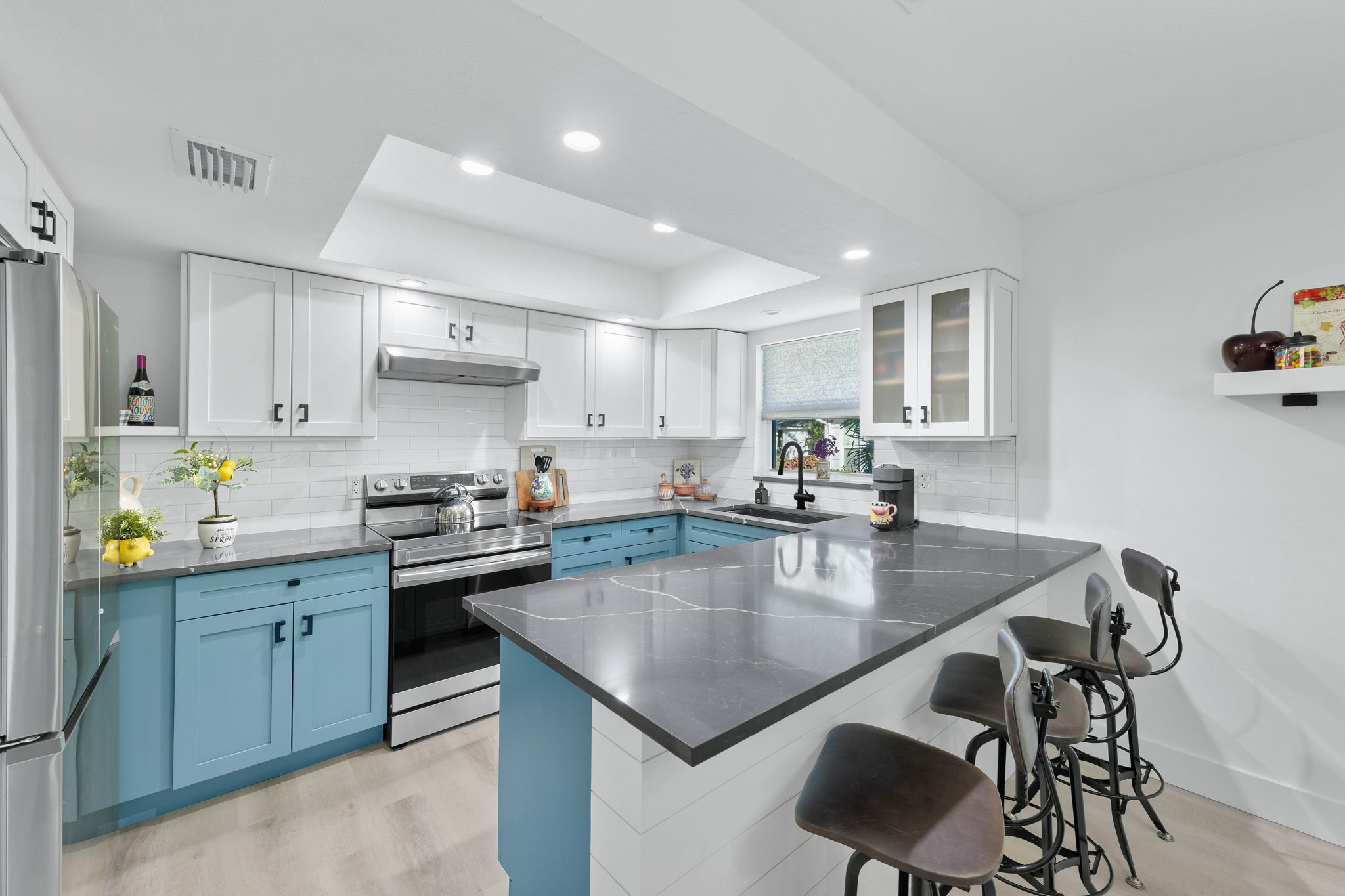 breakfast bar