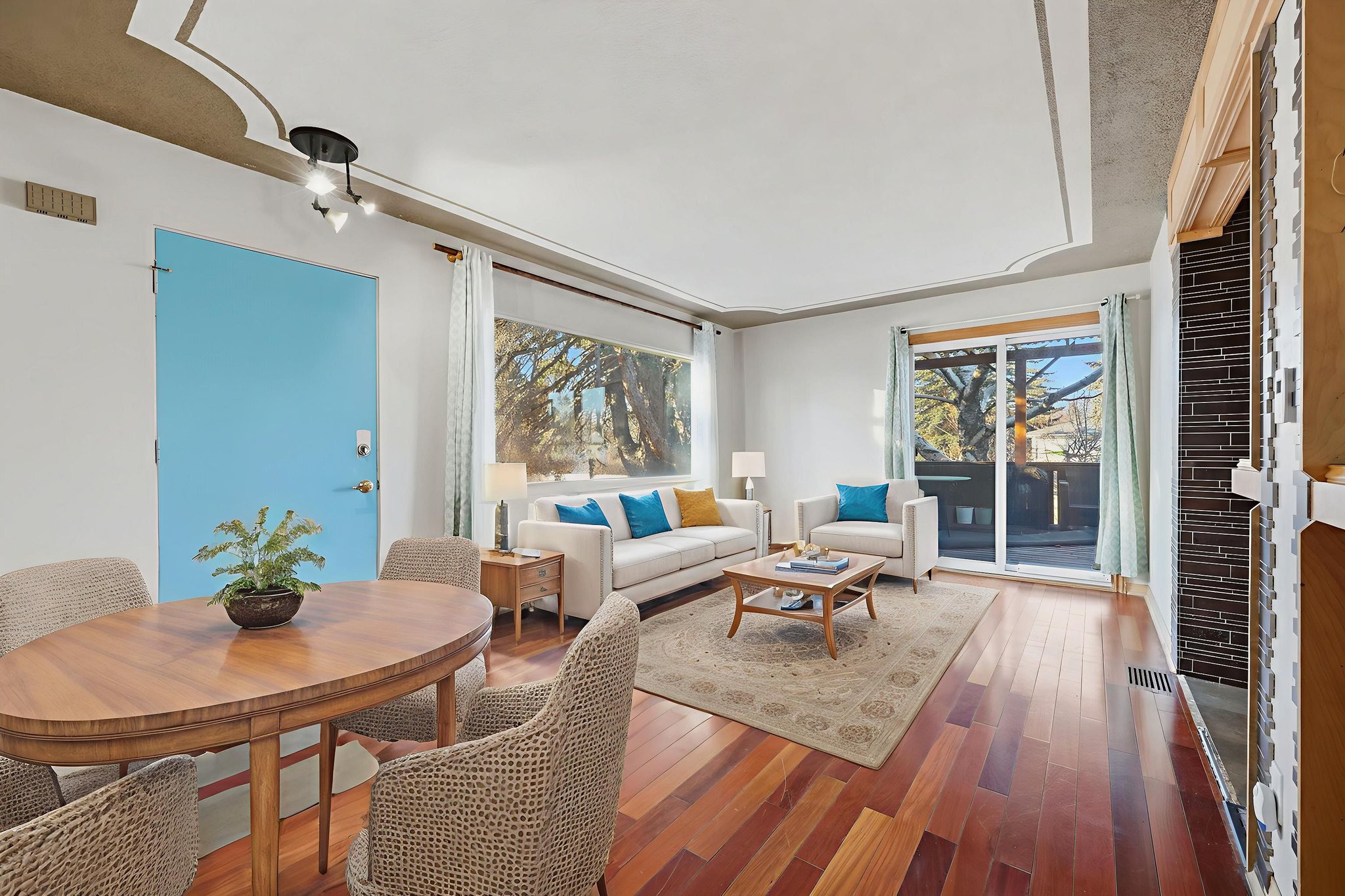 013_DT6A0442 virtually staged.jpeg