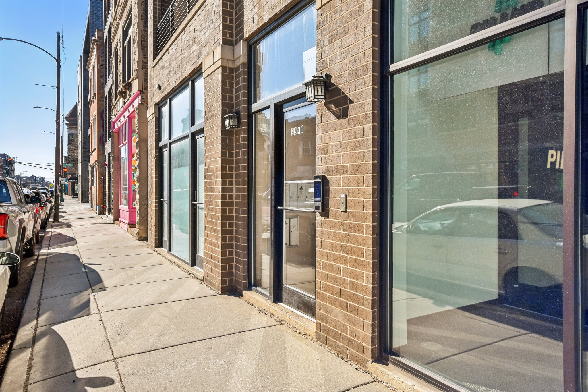 W North Ave-S2403-002.jpg