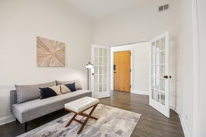 W North Ave-S2403-007.jpg