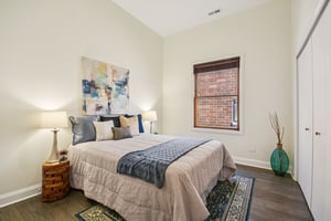 W North Ave-S2403-017.jpg