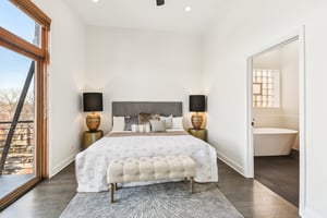 W North Ave-S2403-023.jpg