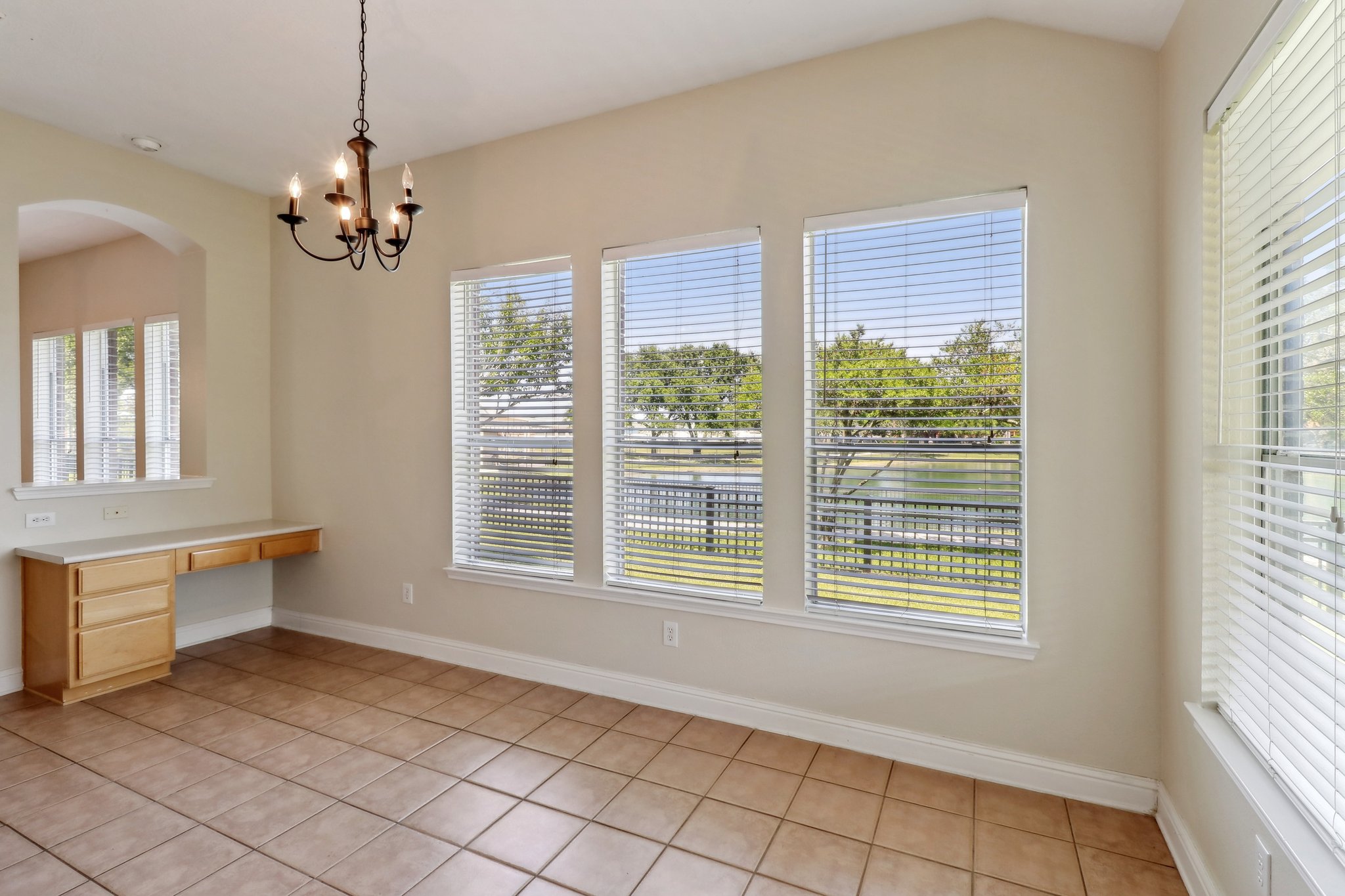 Silvermist Ln-0505-009.jpg